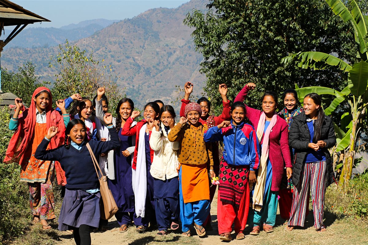 Glade og kampklare Samvad-jenter fra Nepal