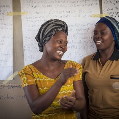 Jenter på livsmestringskurset Sjef i eget liv - Bonga i Uganda
